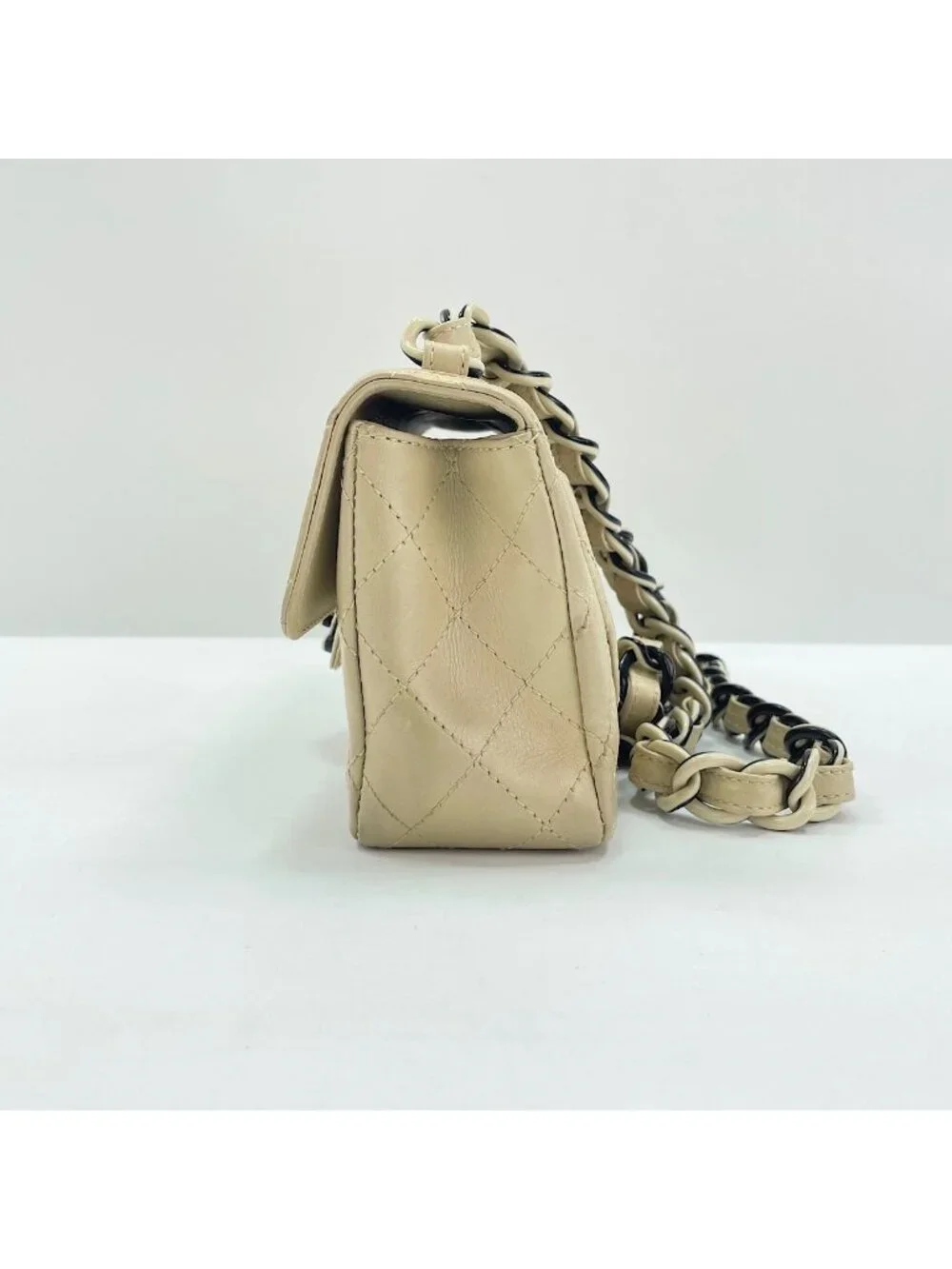 Chanel Shoulder Bag Quilted